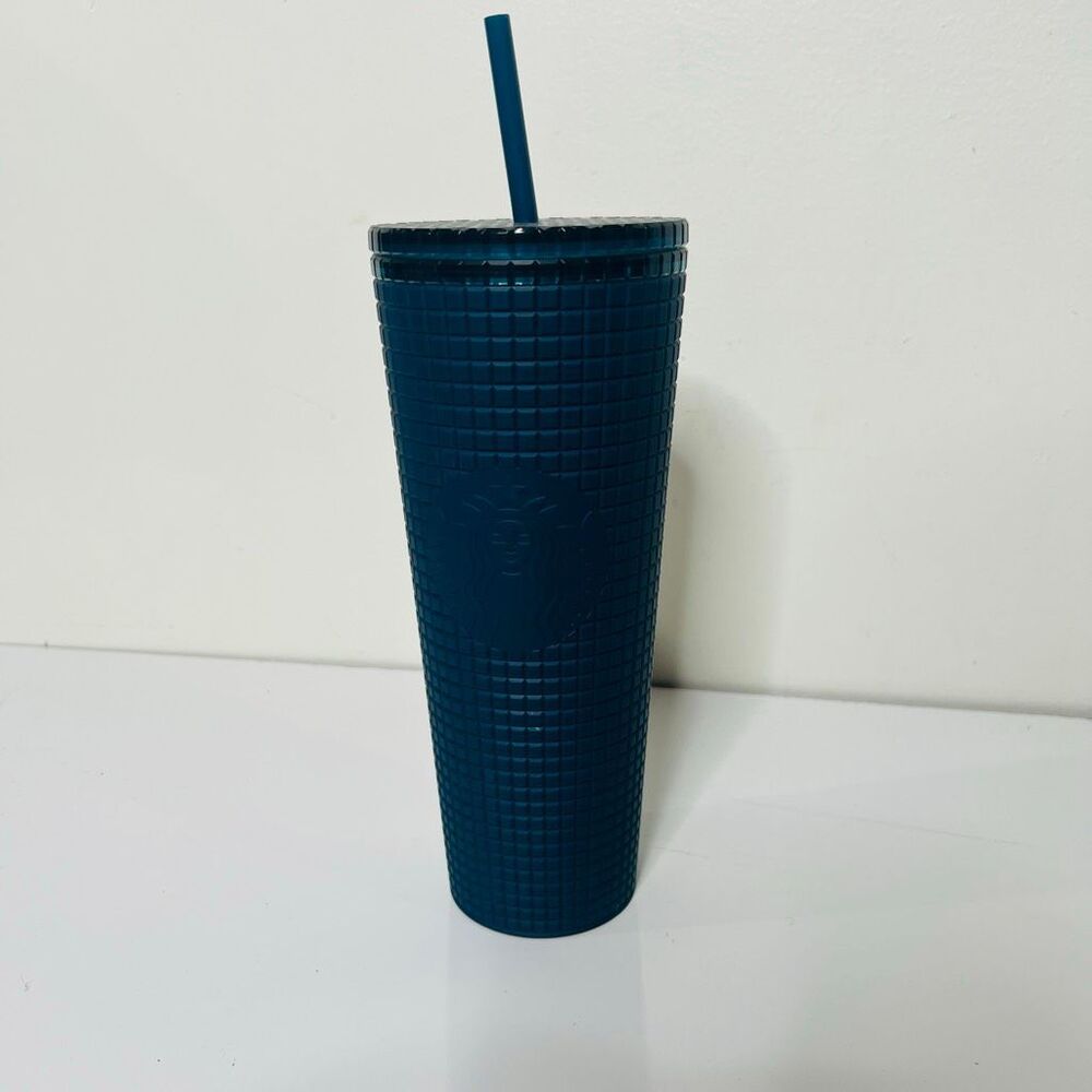 Starbucks 2022 Diamond Grip Blue Teal Matte Cold Cup Tumbler Straw 24 oz